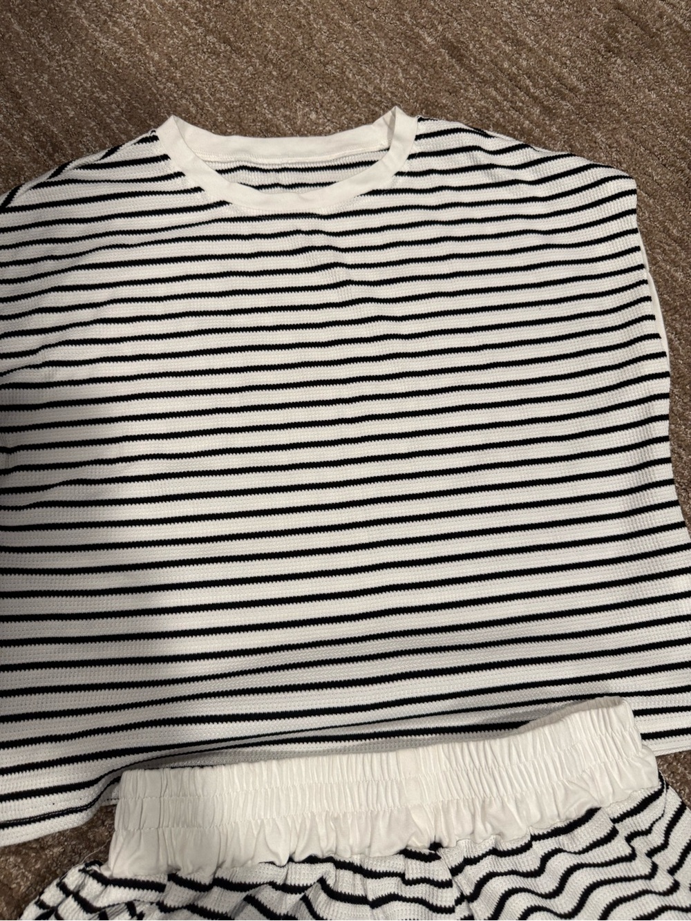Amazon White and Black Striped Two-Piece Lounge Set - Picture 3 of 6